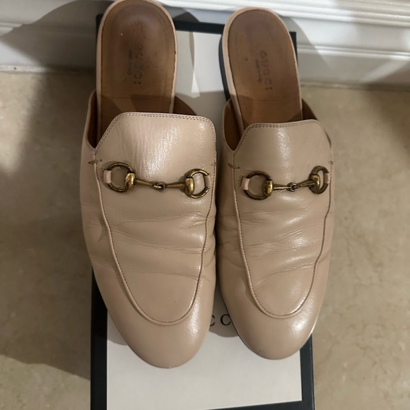 Gucci Princetown Slides - Picture 3 of 7